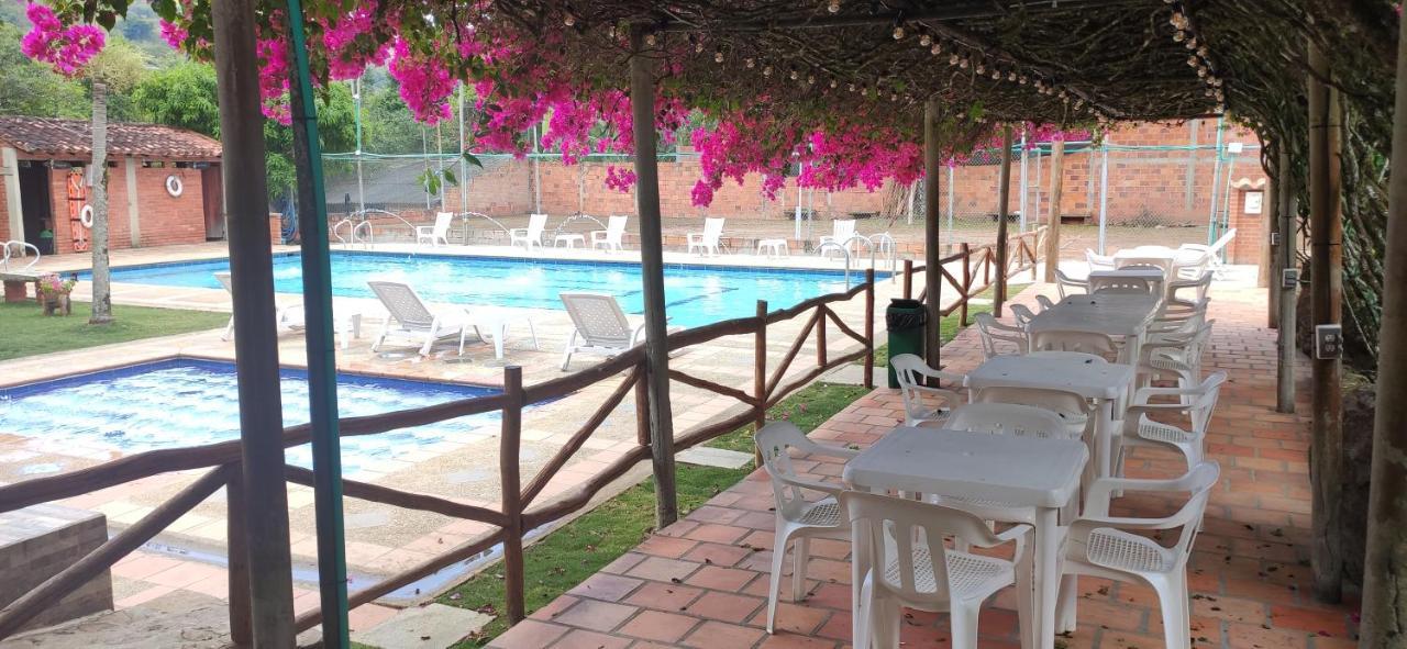 Hotel Campestre Umpala San Gil Εξωτερικό φωτογραφία